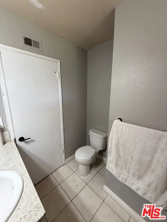 38454 Sumac Avenue Palmdale, CA 93550