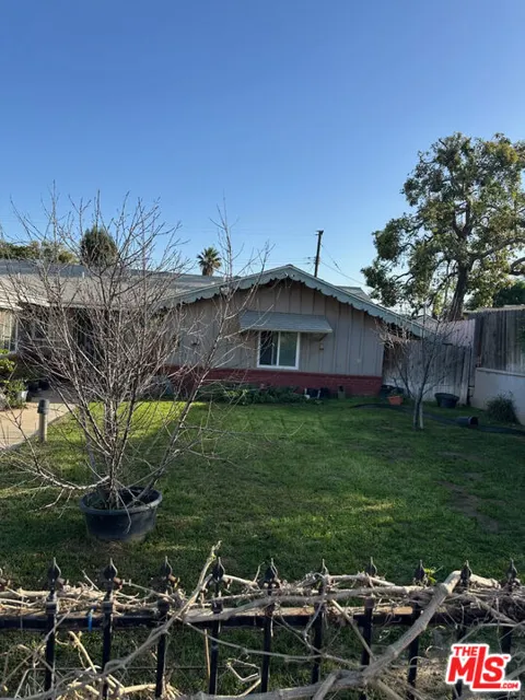 11578 Flower Street