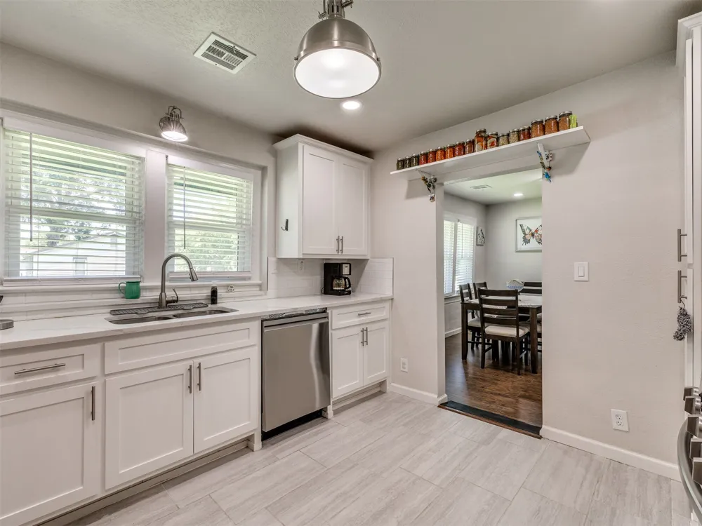 520 27th WestAvenue Tulsa, OK 74127