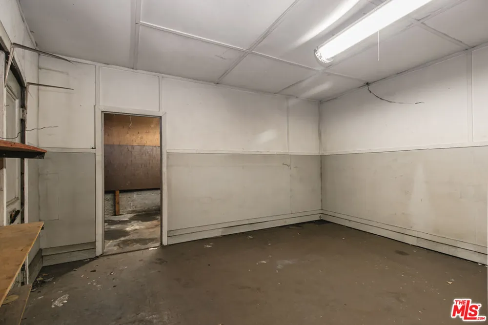 6541 Regent Street Huntington Park, CA 90255