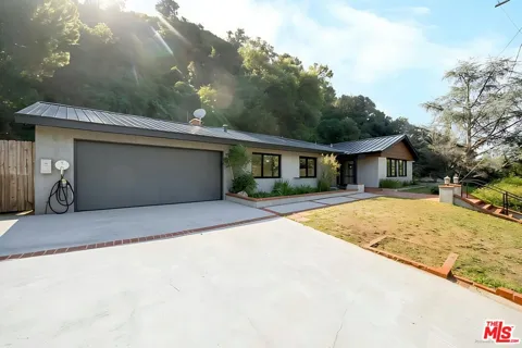 5532 Ocean View Boulevard