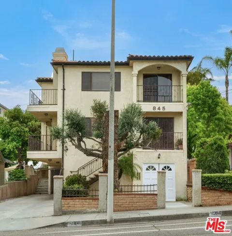 845 W 19th Street