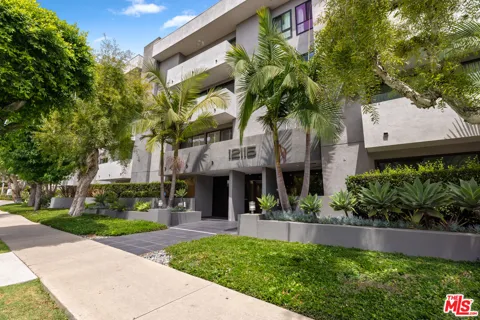 12115 San Vicente Boulevard