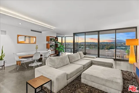 4316 Marina City Drive