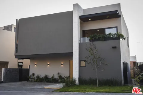 1 La Espiga Avenue