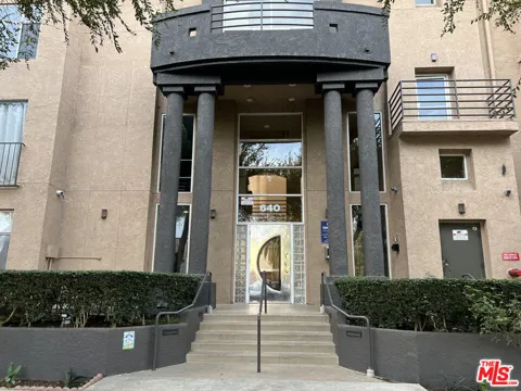 640 W 4th Street