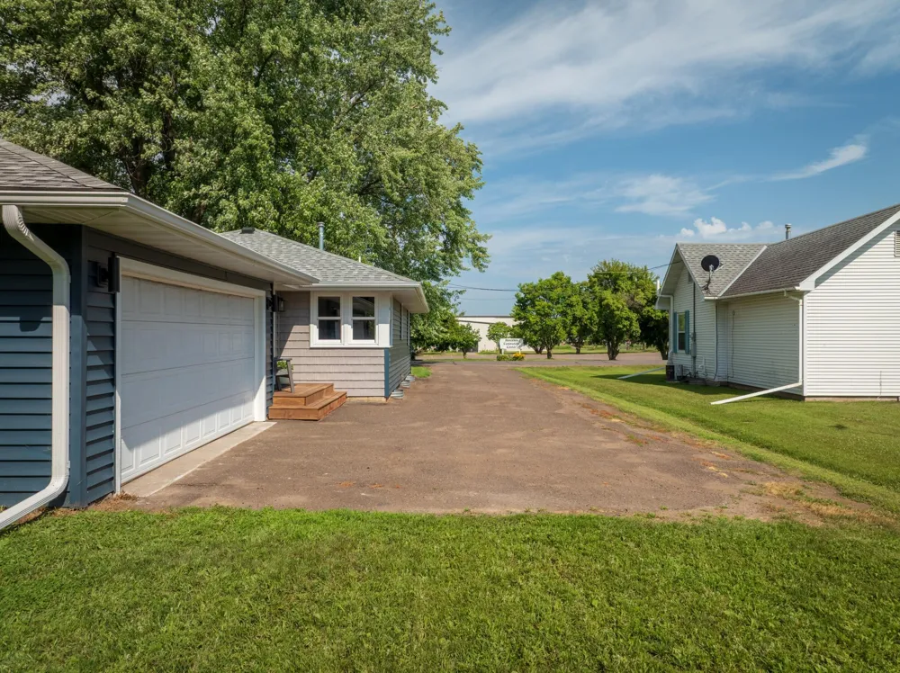 101 Dunn Avenue Hinckley, MN 55037