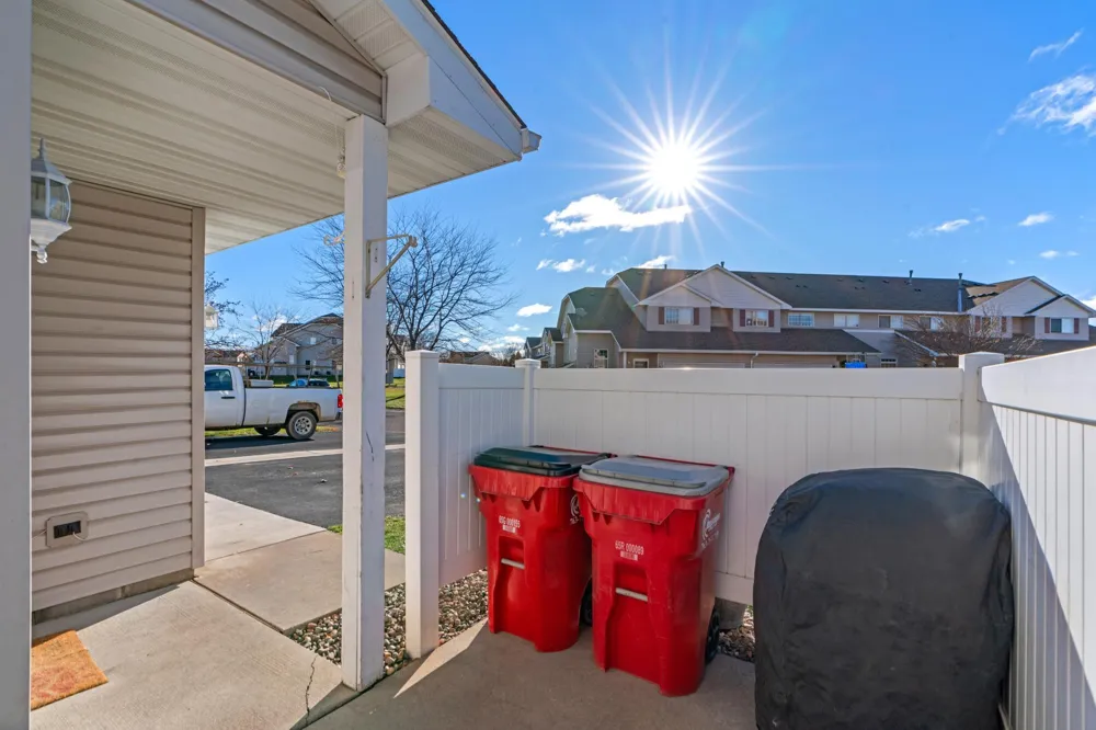 1824 Bridgewater Boulevard S Cambridge, MN 55008