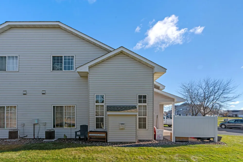 1824 Bridgewater Boulevard S Cambridge, MN 55008