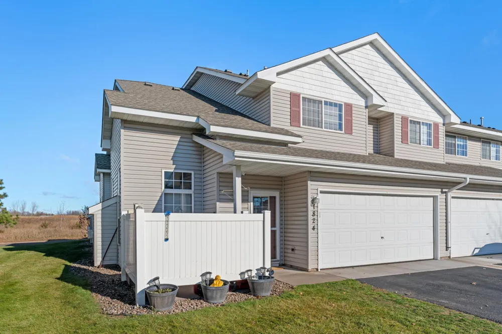 1824 Bridgewater Boulevard S Cambridge, MN 55008