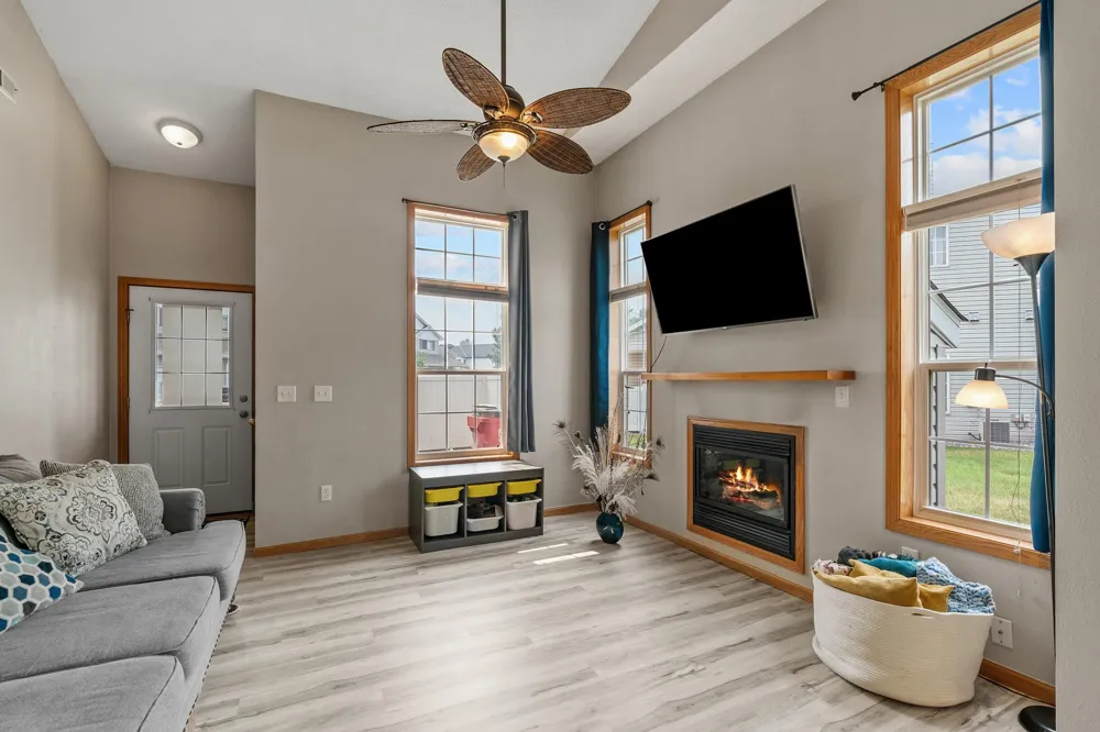 1824 Bridgewater Boulevard S Cambridge, MN 55008
