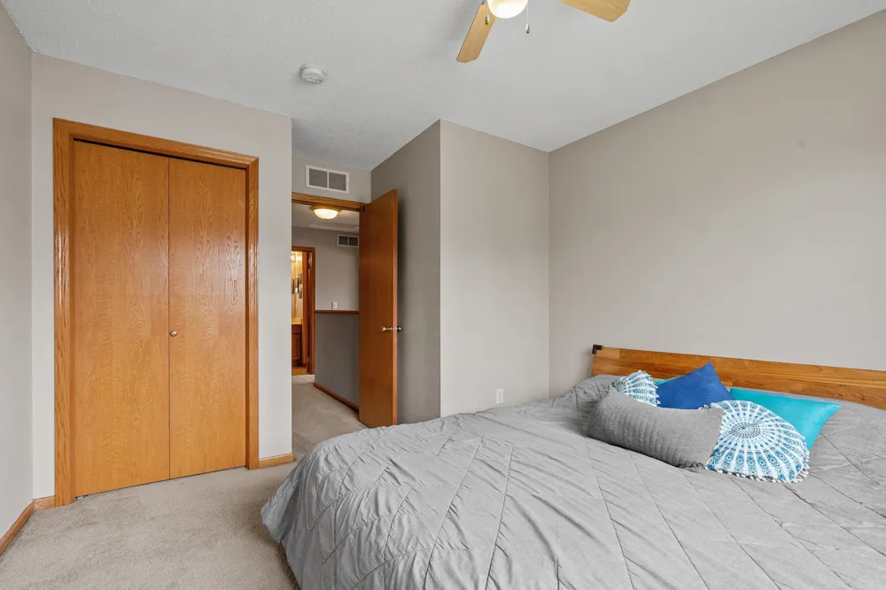1824 Bridgewater Boulevard S Cambridge, MN 55008