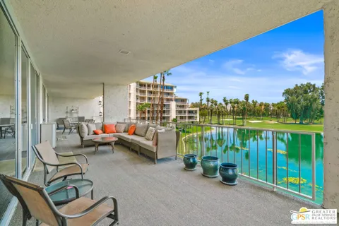 900 Island Drive
