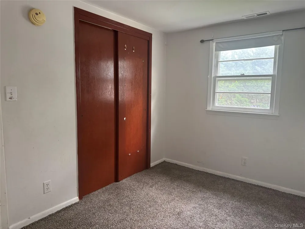 124 Parkdale Drive North Babylon, NY 11703