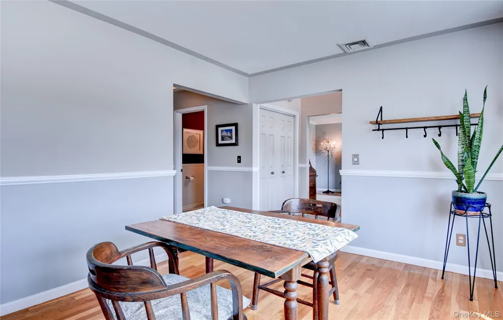 24 Valley View Circle Warwick, NY 10990