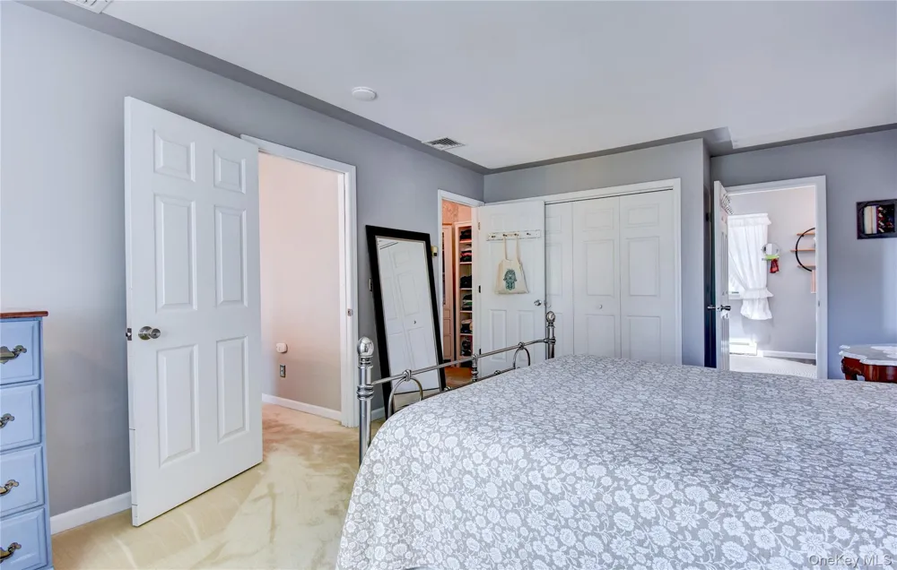 24 Valley View Circle Warwick, NY 10990