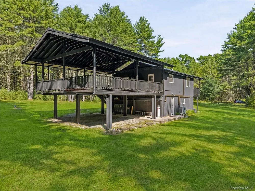 165 Dexheimer Road Narrowsburg, NY 12764