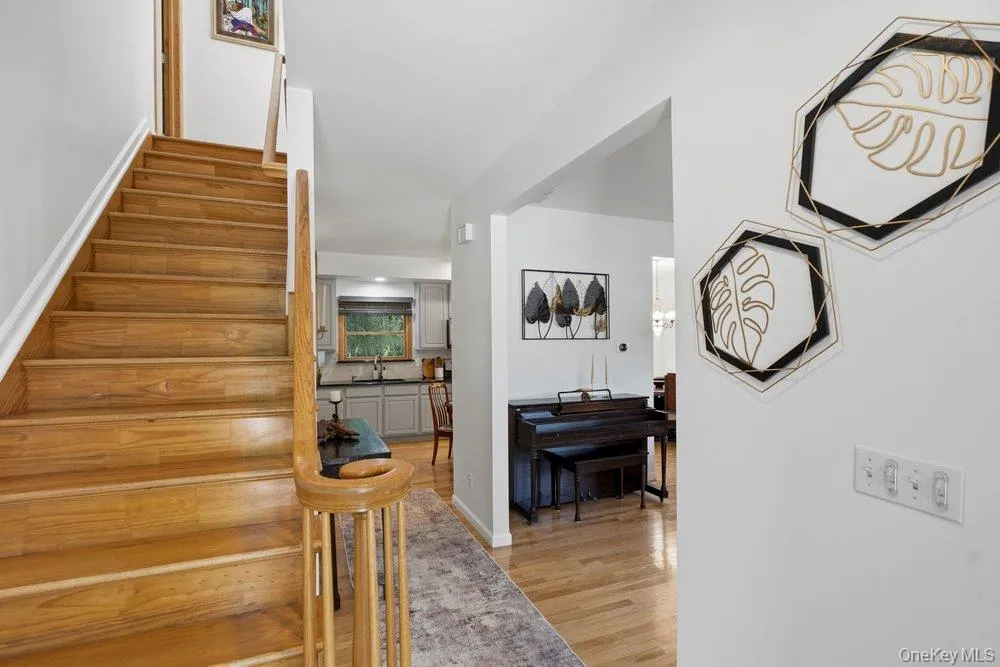 2066 Washington Avenue Seaford, NY 11783