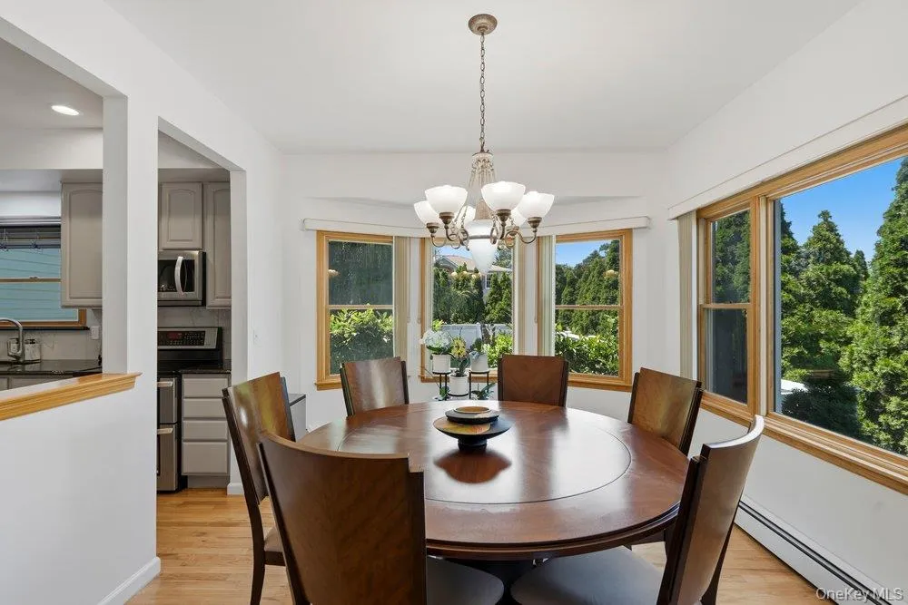 2066 Washington Avenue Seaford, NY 11783