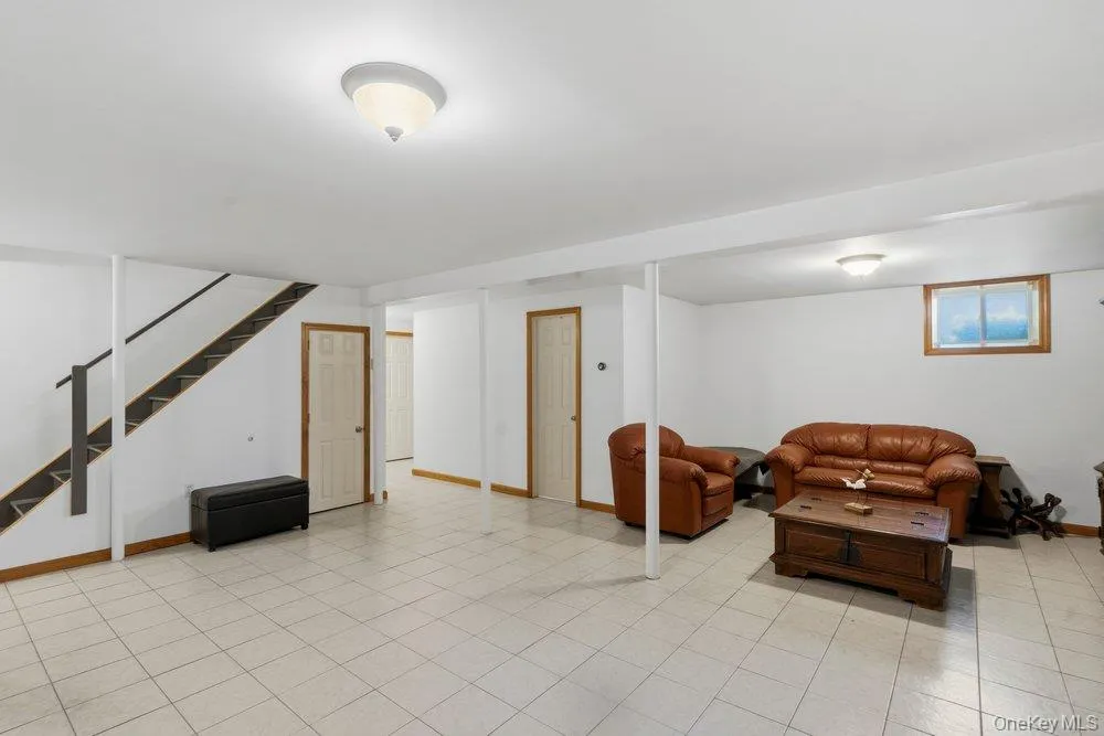 2066 Washington Avenue Seaford, NY 11783
