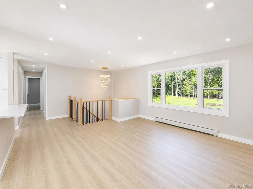 13 Moss Lane Monticello, NY 12701