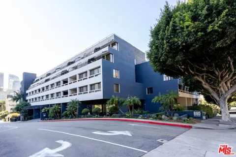 880 W 1st Street