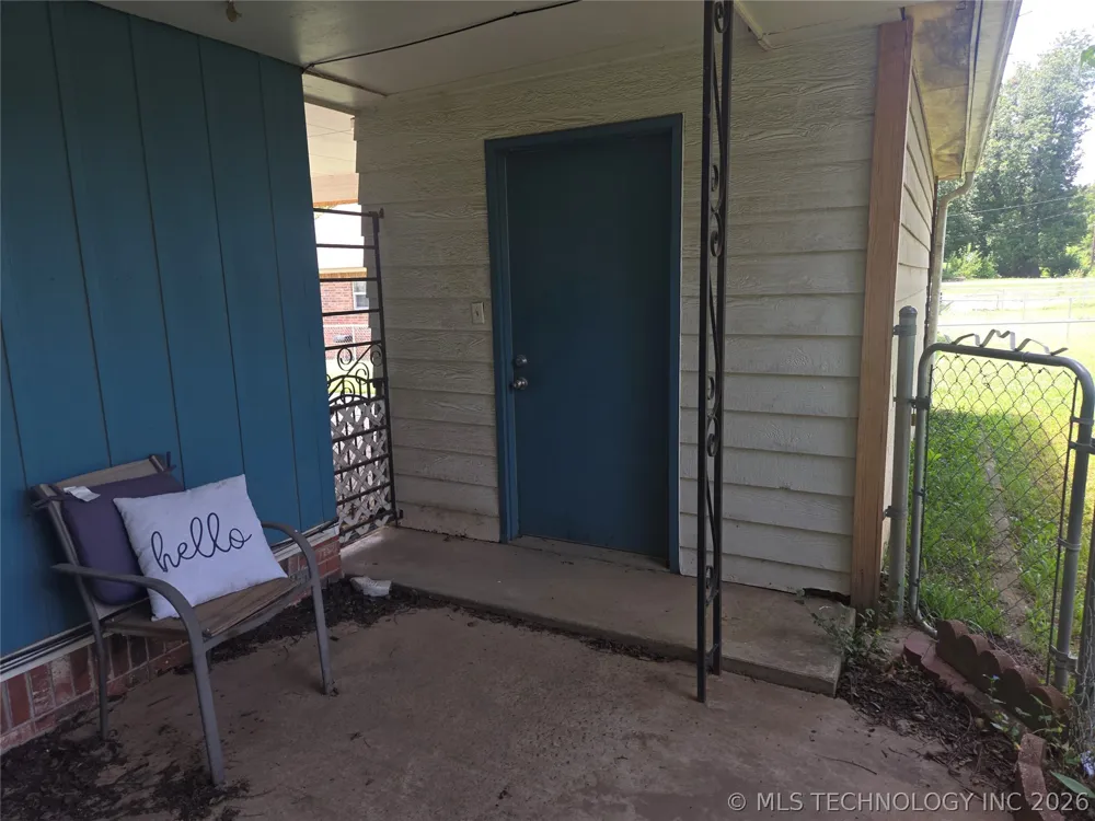 1310 E Cherry Cushing, OK 74023