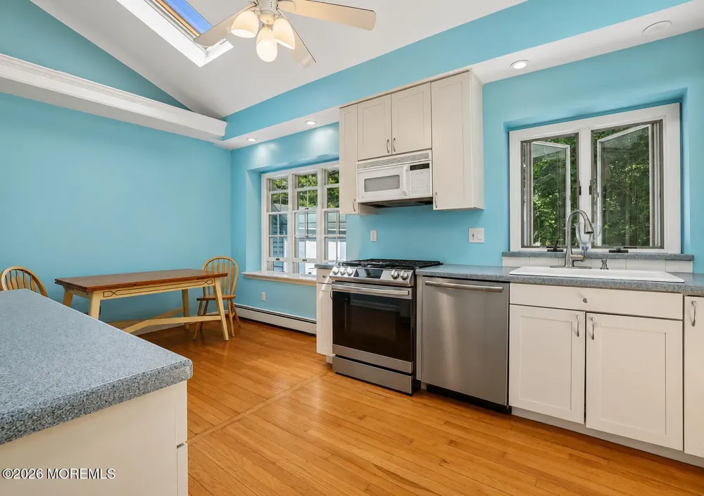 275 Ocean Boulevard Atlantic Highlands, NJ 07716