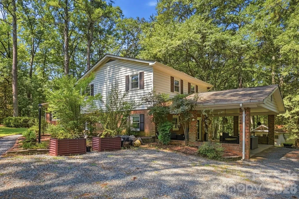 11060 Teresia Lane Midland, NC 28107