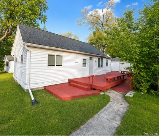 19394 Seminole Redford Charter Township, MI 48240