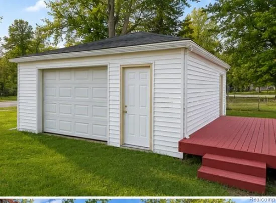 19394 Seminole Redford Charter Township, MI 48240