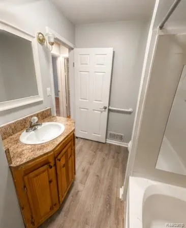19394 Seminole Redford Charter Township, MI 48240