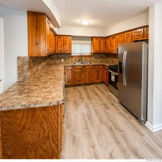 19394 Seminole Redford Charter Township, MI 48240