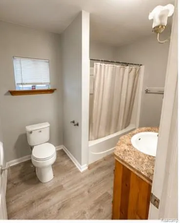 19394 Seminole Redford Charter Township, MI 48240