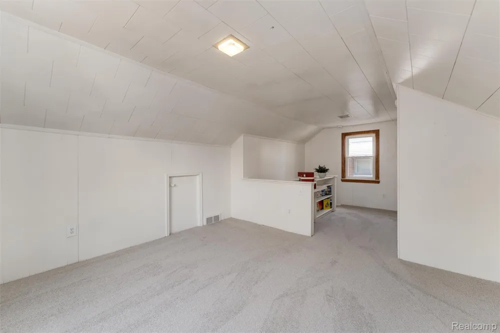 16829 Stricker Avenue Eastpointe City, MI 48021