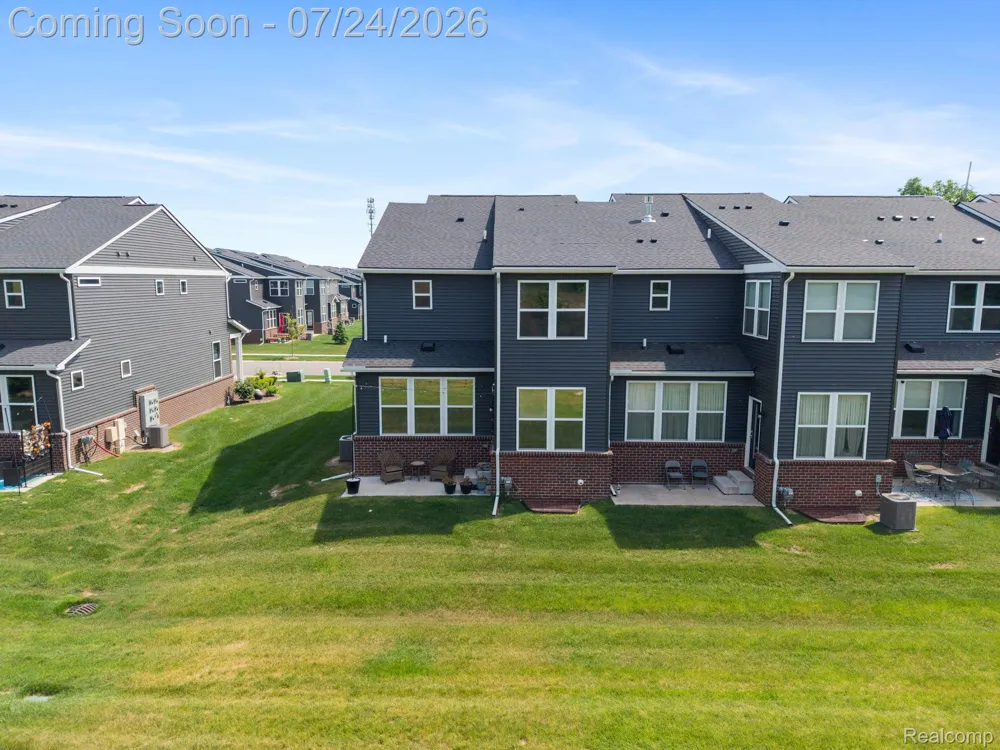4691 Broomfield Way #5 Orion Charter Township, MI 48359