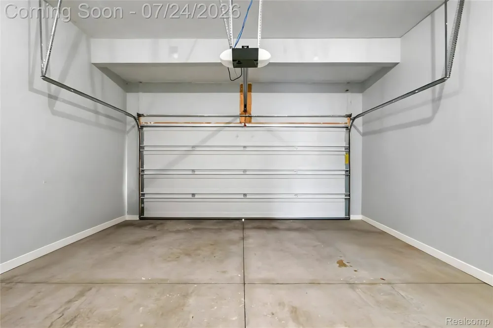 4691 Broomfield Way #5 Orion Charter Township, MI 48359