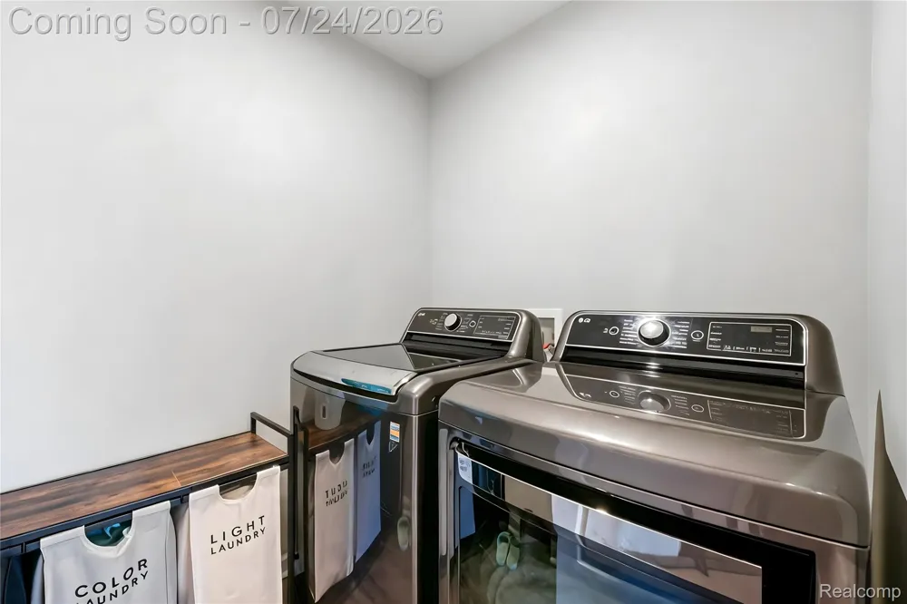 4691 Broomfield Way #5 Orion Charter Township, MI 48359