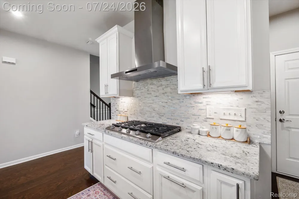 4691 Broomfield Way #5 Orion Charter Township, MI 48359