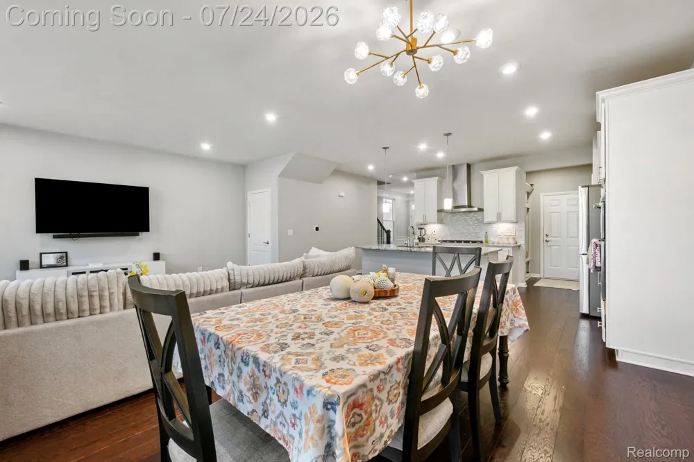 4691 Broomfield Way #5 Orion Charter Township, MI 48359