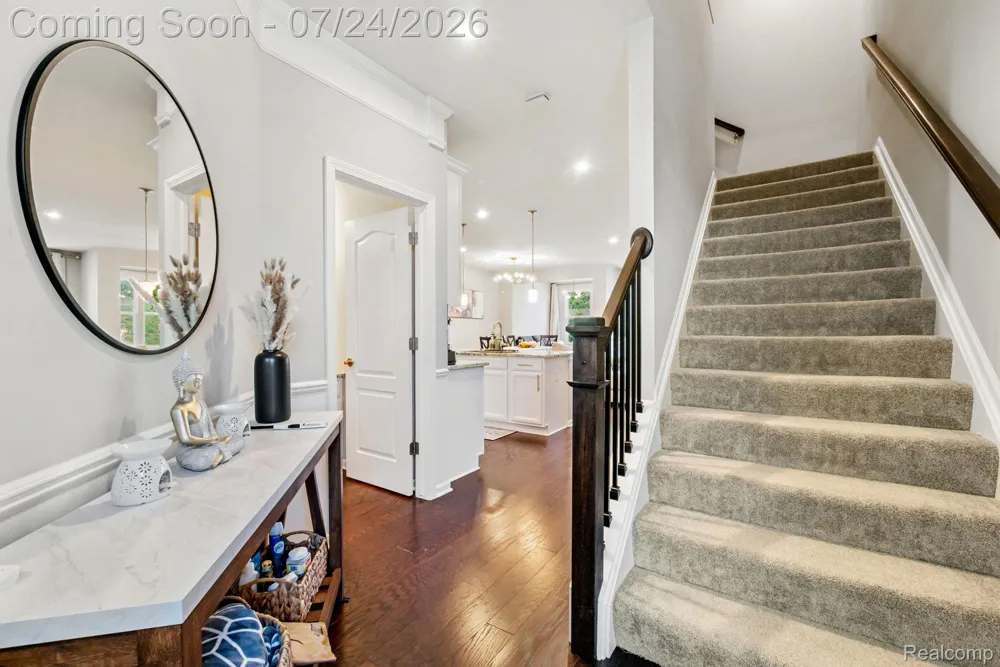 4691 Broomfield Way #5 Orion Charter Township, MI 48359