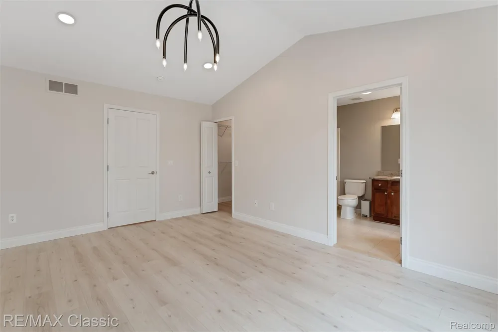 6108 Heron Hills Drive #56 Wolverine Lake Village, MI 48390