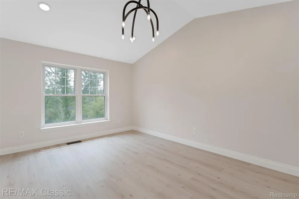 6108 Heron Hills Drive #56 Wolverine Lake Village, MI 48390