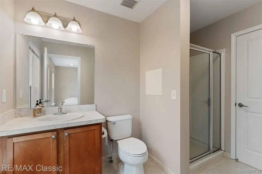 6108 Heron Hills Drive #56 Wolverine Lake Village, MI 48390