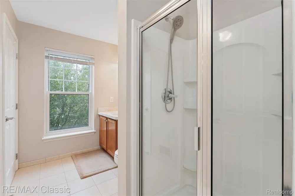 6108 Heron Hills Drive #56 Wolverine Lake Village, MI 48390