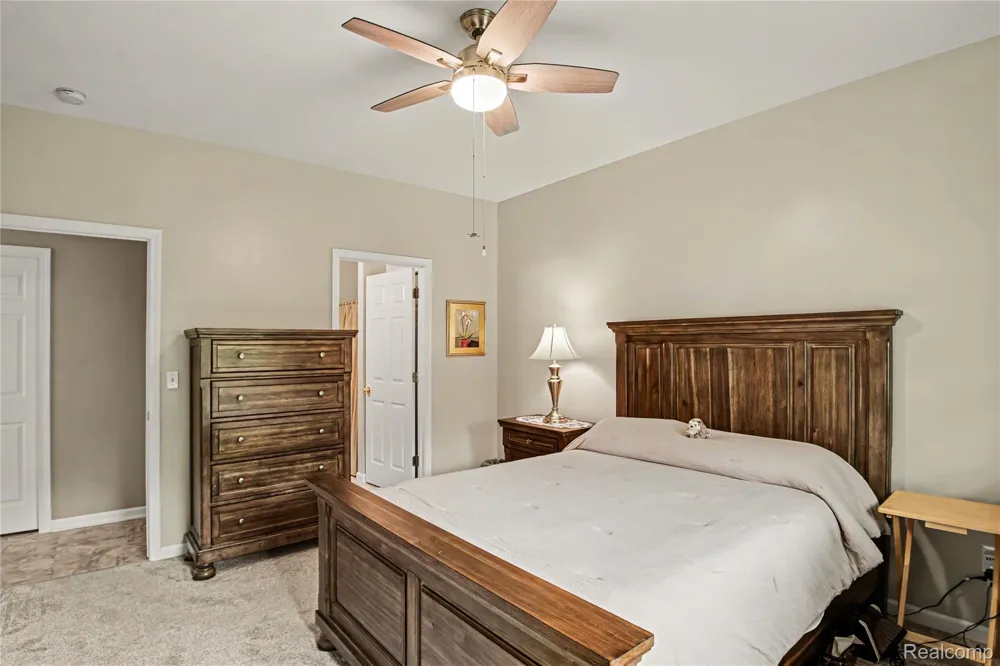 1388 Luxington Drive Lapeer City, MI 48446