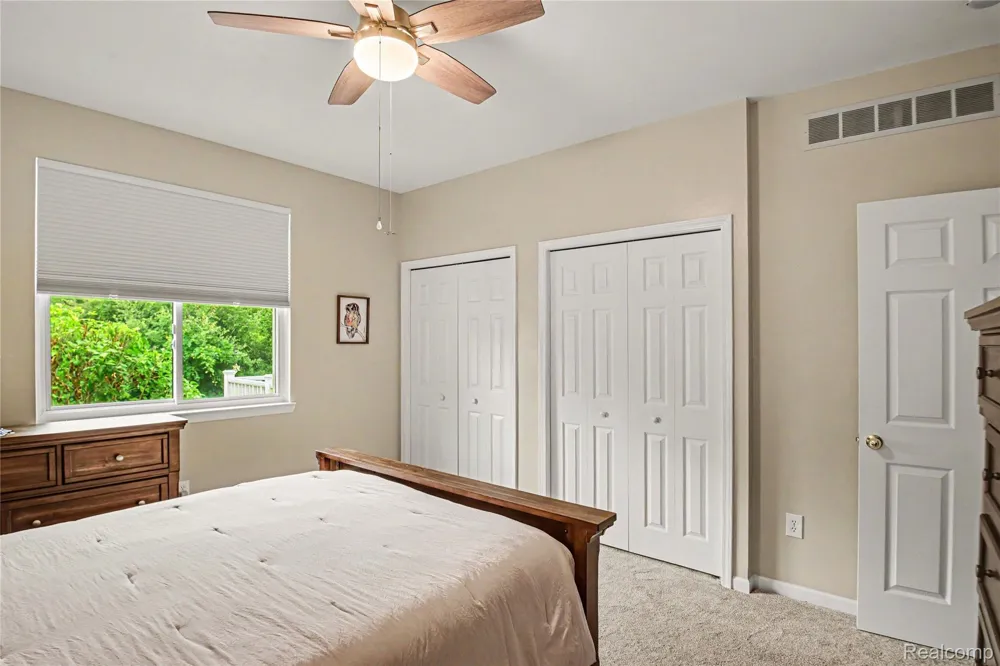 1388 Luxington Drive Lapeer City, MI 48446