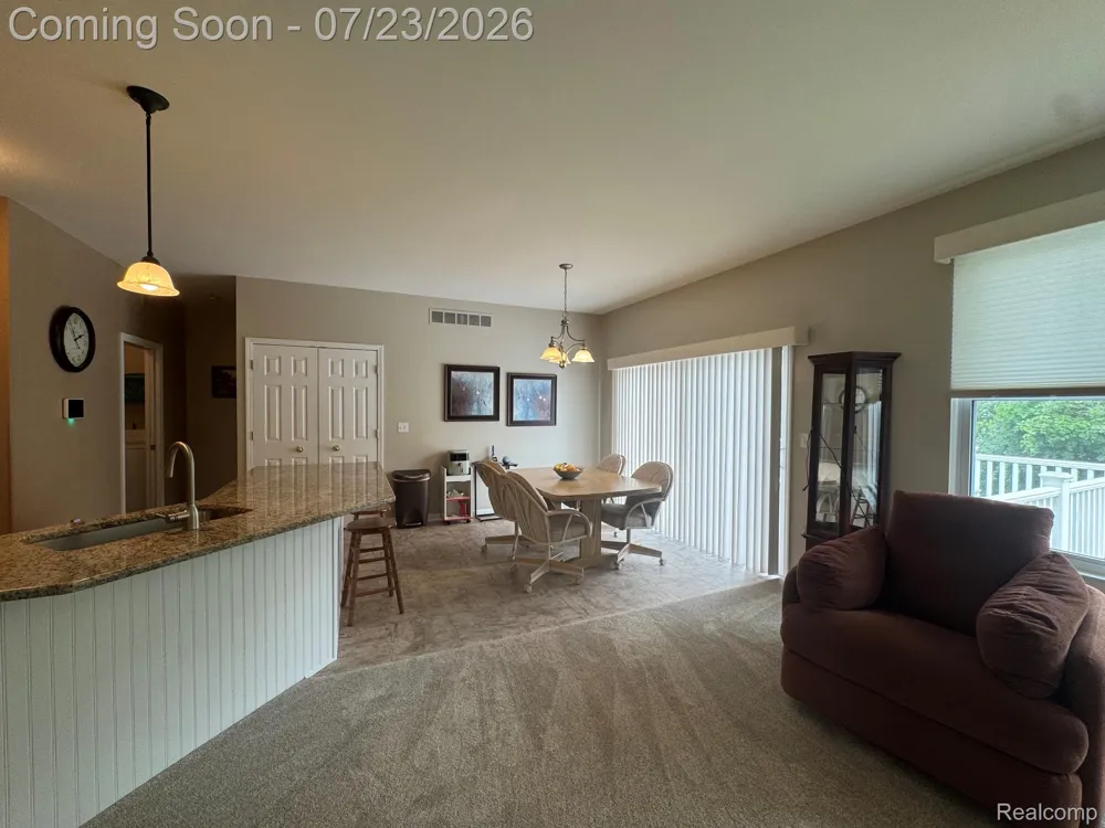 1388 Luxington Drive Lapeer City, MI 48446