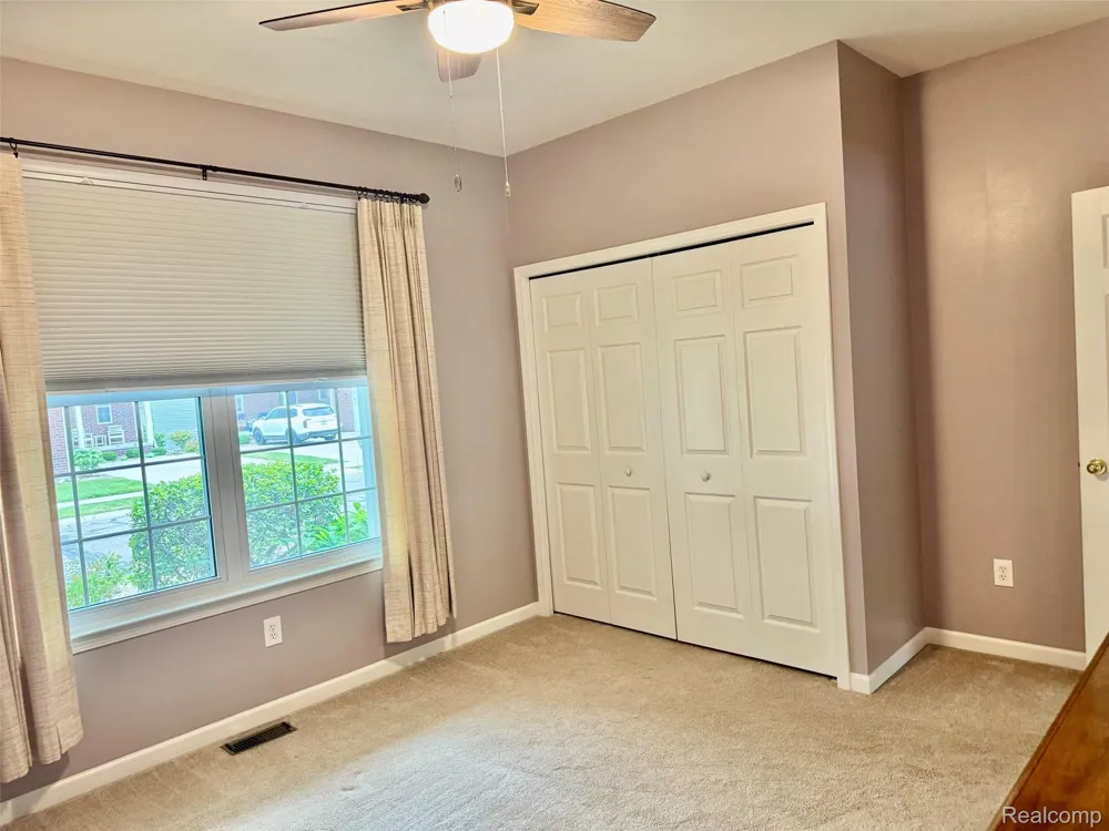 1388 Luxington Drive Lapeer City, MI 48446