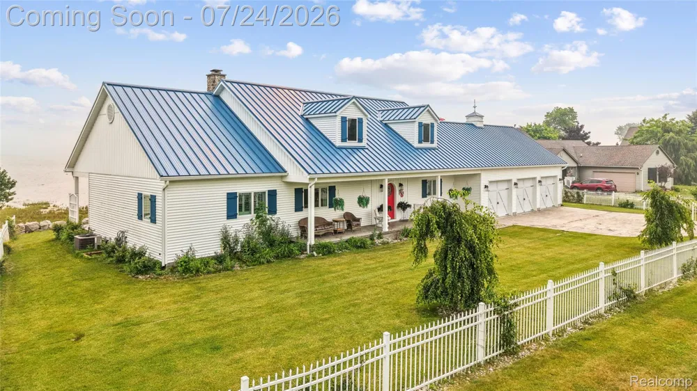 5110 Shorefront Lane Port Hope Village, MI 48468